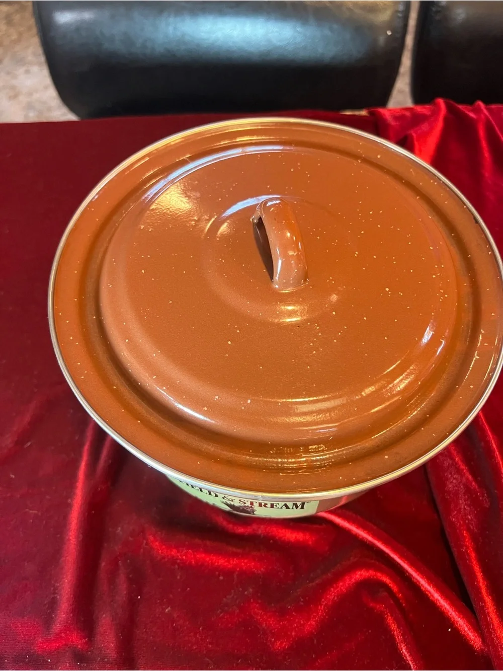 Field & Stream Rust Brown Enamel Camp Pot with Lid